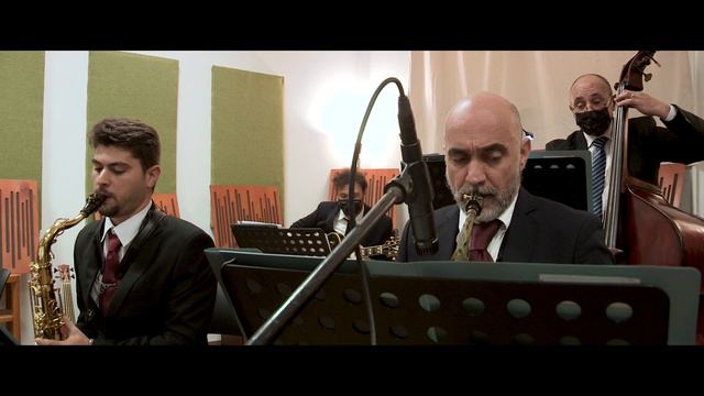 Adolphe Sax Contest - New Saxophone Orchestra in concerto смотреть онлайн