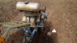 Подарил жене Мотоблок Урал. Первое знакомство с советским трудягой