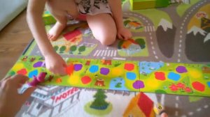 Играем в настольную игру "Маленькая дорожка" от Djeco