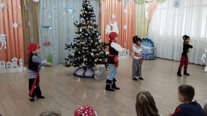 Танец пиратов в подготовительной группе.2022