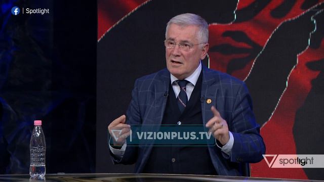 Spotlight - Tarifa: Rama në 10 vjet nuk është ftuar në Shtëpinë e Bardhë. Ka rezerva ndaj tij смотреть онлайн