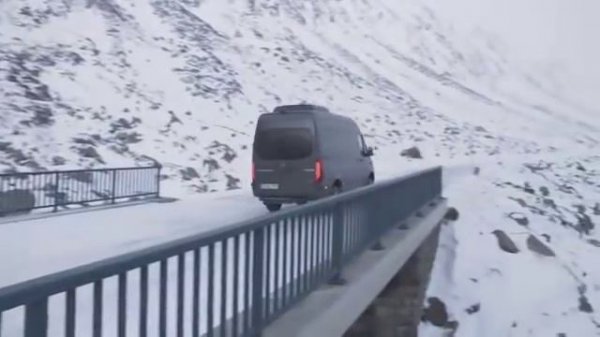 Mercedes-Benz SPRINTER 319 CDI 4x4 Tourer