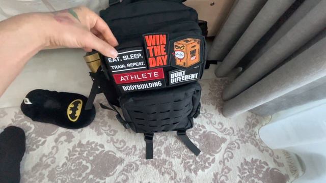 Куда я пропал? Готовимся к пасхе. Марк играет плойку, а жена печёт мясной пирог. смотреть онлайн