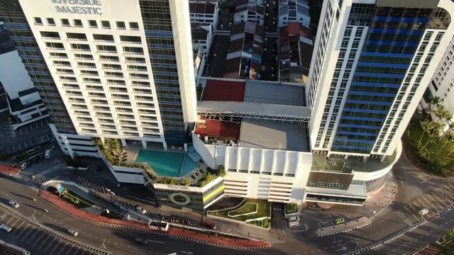 Kuching Downtown смотреть онлайн