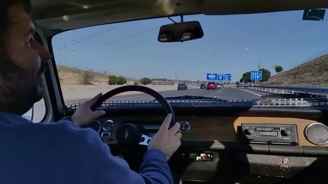 Probamos el Renault 8 de Fasa. ¿Más coche que la competencia? смотреть онлайн