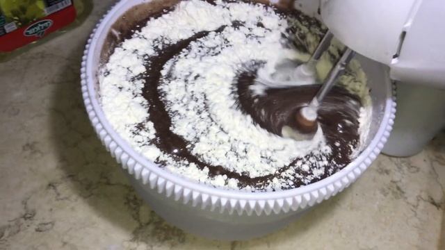 ТОРТ НА ДЕНЬ РОЖДЕНИЯ *СЛИШКОМ ВКУСНЫЙ И ПРОСТОЙ* смотреть онлайн