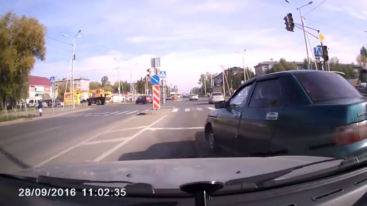 Скрылся с места ДТП ! Гос номер Н 913 АО 55 смотреть онлайн