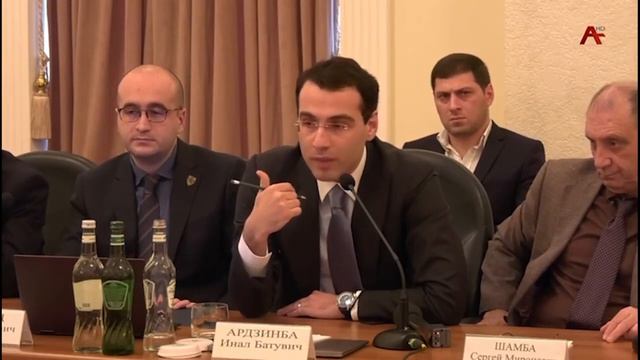 Инала Ардзинба, многие международные организации, заполняя анкеты пишут «размытые формулировки» смотреть онлайн