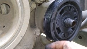 Не холодит компрессор кондиционера Тойота Королла е150