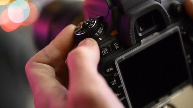 Nikon D610 Full Review *GREAT VALUE*! BEST Beginner Camera! смотреть онлайн