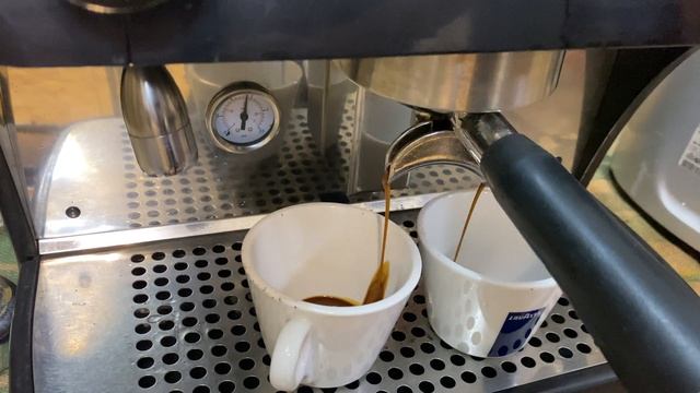 профессиональная кофемашина Ruby (завод Quality Espresso) смотреть онлайн