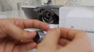 Швейная машинка DEXP SM-3500W. УСТАНОВКА ШПУЛЬКИ
