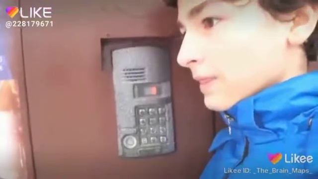 Прикол в приложении лайк Брайн в лайке смотреть онлайн