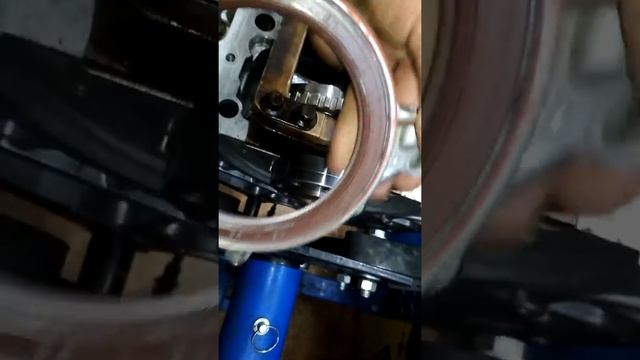 Huyndai Tucson G6BA Маленькое ТО (Ремонт ДВС и не только) Сальник к.вала задний. смотреть онлайн