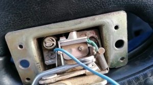 Открывается замок багажника, ремонт замка