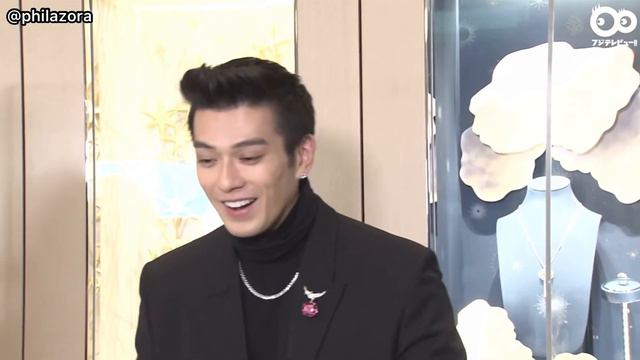 Arata Mackenyu one-upping Miyoshi Ayaka on their gym routine смотреть онлайн