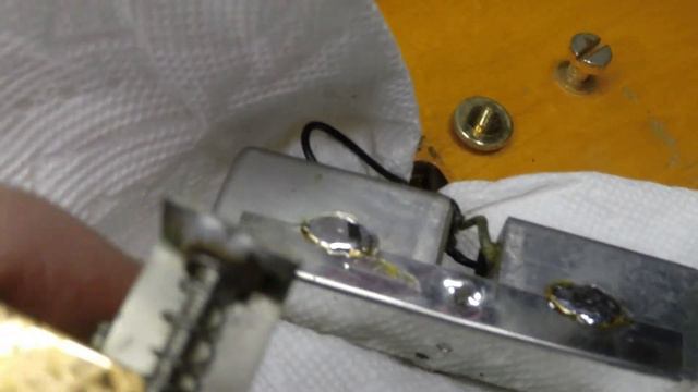 1959 Gibson ES-345 gets a little attention смотреть онлайн