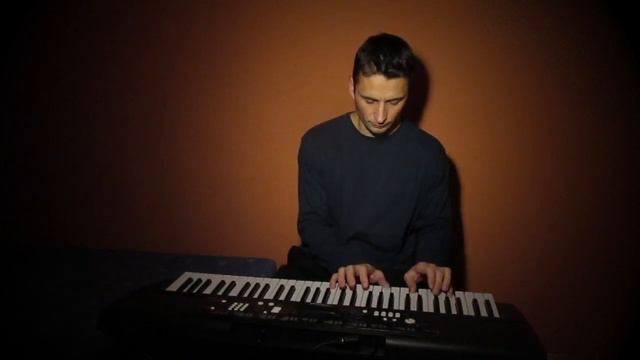 Bach - Prelude in C Major (YAMAHA EZ-220) смотреть онлайн