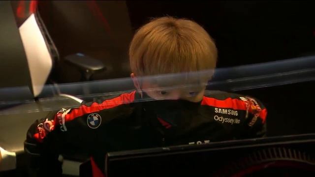 Gumayusi staying with Keria | T1 vs DRX | 2022 LCK Summer Split Moments | T1 cute moments смотреть онлайн