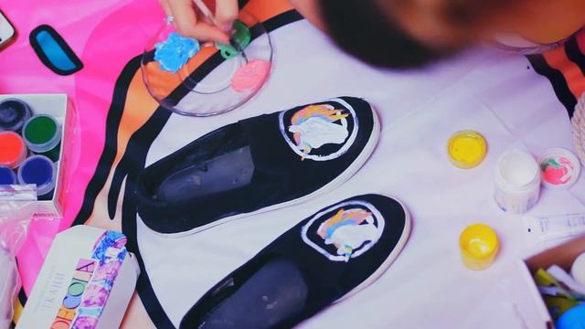 DIY: Новая жизнь для старой обуви/DIY на русском|Fosssaaa смотреть онлайн