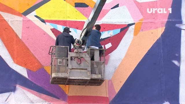 Идея раскрасить город пришла к воспитанникам карабашского Центра помощи детям смотреть онлайн