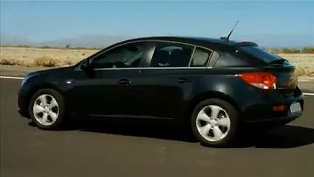 Chevrolet Cruze Hatchback смотреть онлайн