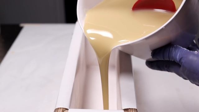 Soap Making - Hanger Swirl With Clays