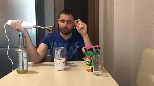 ВСЕСЕЗОННЫЙ МОЛОЧНЫЙ КОКТЕЙЛЬ / Два варианта коктейлей смотреть онлайн