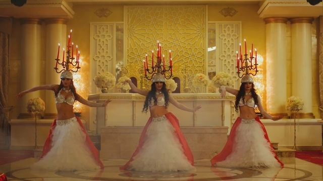 ШОУ С КАНДЕЛЯБРАМИ СО СВЕЧАМИ смотреть онлайн