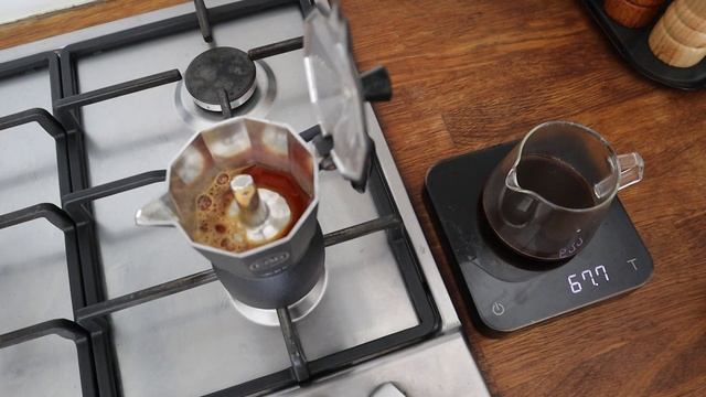 How To Make Latte/Cappuccino/Flat White without Espresso Machine #mokapot смотреть онлайн