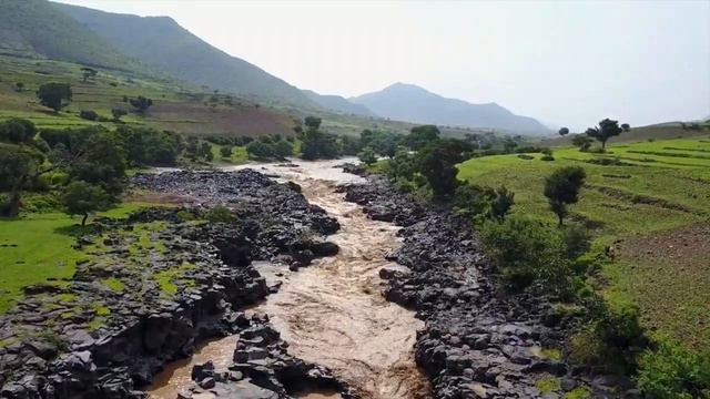 The Last descent of the 'Blue nile' river смотреть онлайн
