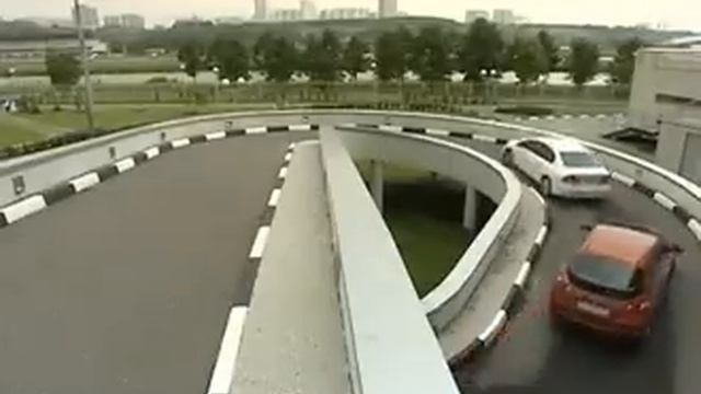 Тест драйв Honda Civic 4d и Honda Civic 5d