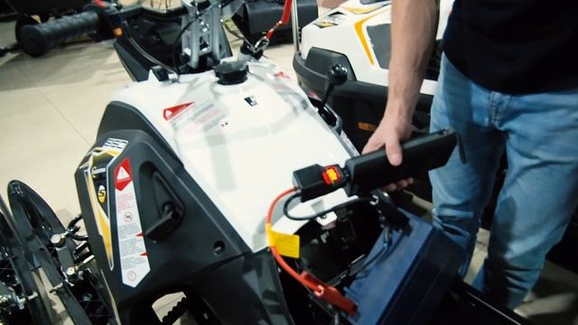 Обзор нового JIC еnergy. Пуско-зарядное устройство. смотреть онлайн