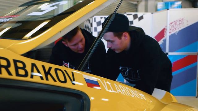 Sportcar Racing Team X ROLF Motor Oil 2 (2)