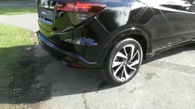 Honda HR-V 1.5 EX CVT finished in Crystal Black Pearl ,video walkaround ! смотреть онлайн