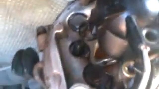 как заменить форсунку на автомобиле VW passat b3 1.8 моно.(Дмитрий Мазницын) смотреть онлайн