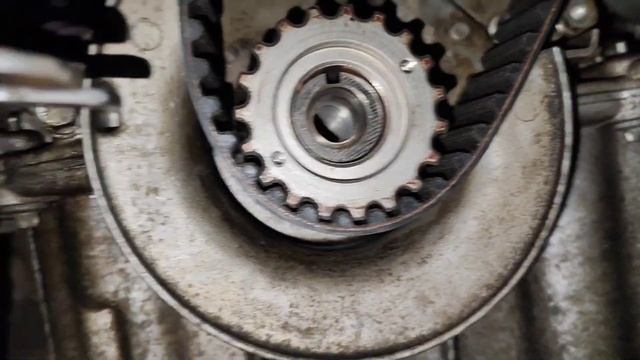 Замена ремня ГРМ Renault Megan 2, 1.6/ 1.4 16V K4M смотреть онлайн