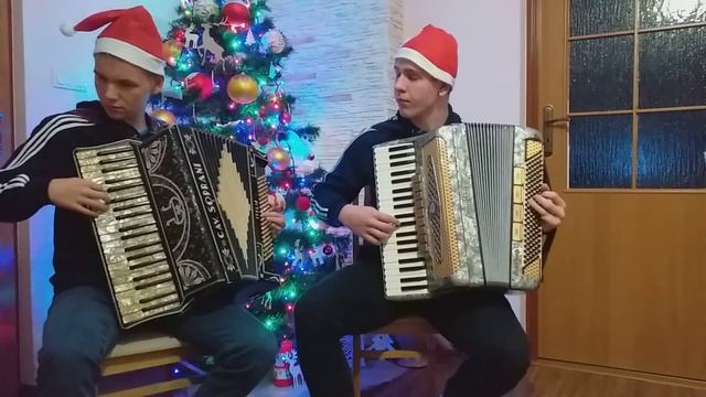 Pójdźmy wszyscy do stajenki /piękna kolęda/- na dwa akordeony [Duet akordeonowy] смотреть онлайн