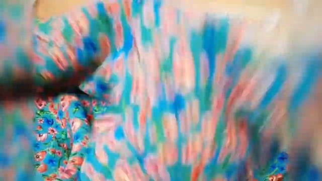 Ткани с мелким цветочным принтом.