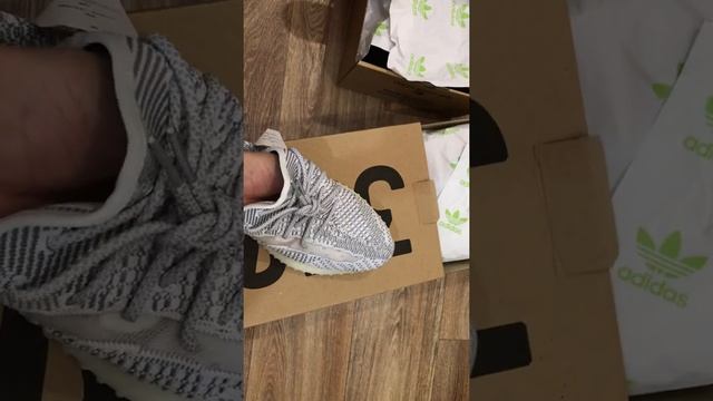 Обувь из Китая, высокого качества . Adidas yeezy boost 350, зачем платить больше? смотреть онлайн