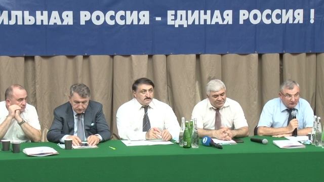 В Буйнакске прошла встреча с кандидатами в ГД РФ и НСРД смотреть онлайн
