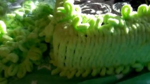 Чехол на пуф из пряжи ализе пуффи.