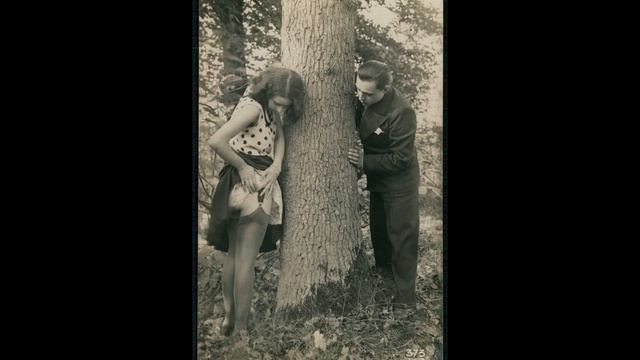 Dancing With Tears In My Eyes - Howard Godfrey's Waldorfians feat. Al Bowlly (1930) смотреть онлайн