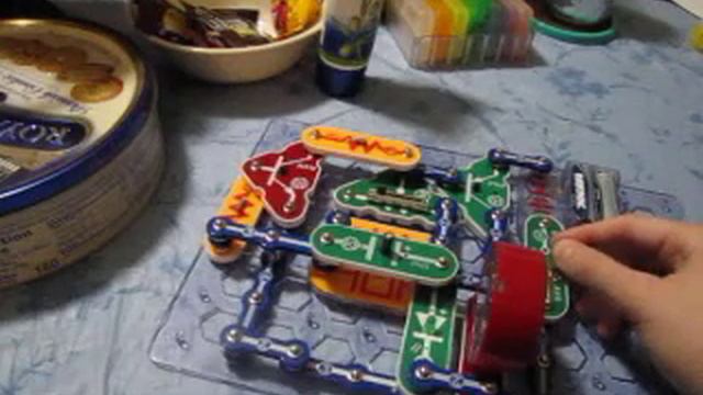 Snap Circuits Classic | Project 188: Adjustable Metronome смотреть онлайн