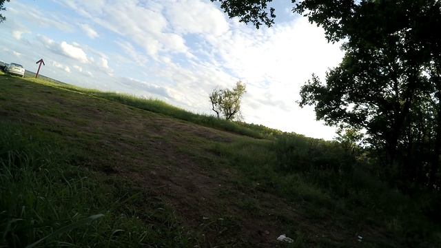 [Timelapse] Змиевские кручи: добыча дров без топора и красивые тучки смотреть онлайн