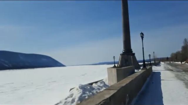 Набережная г. Ленск и Парк Победы. 13.04.2021 г. смотреть онлайн