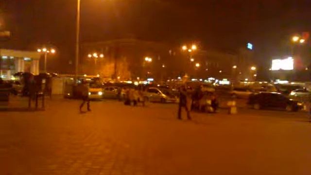 Днепропетровск 2013: железнодорожный вокзал - видео обзор смотреть онлайн
