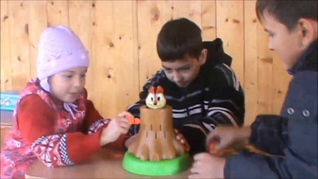 Крейзи Белка Заставляем белку летать Детская игра смотреть онлайн