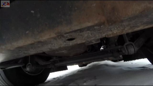 Три автомобиля на одной площадке смотреть онлайн