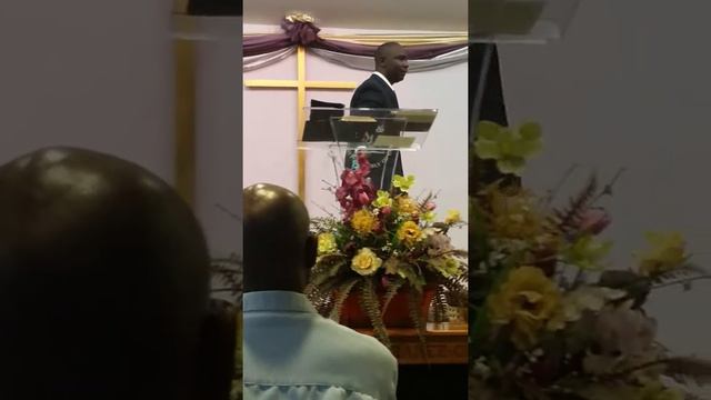 Pastor Deion Gibson.First Assembly MH preach on Marriage. смотреть онлайн